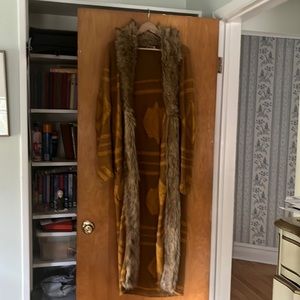 Duster Sweater with faux fur